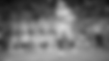 Mailbag-What-Does-Future-Hold-For-Sean-Lee-hero