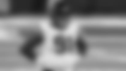 DL-Carlos-Watkins-Agrees-To-Terms-With-Cowboys-hero