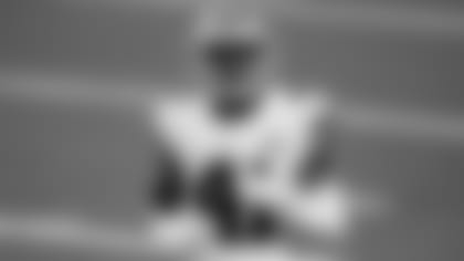 After-Long-Wait,-Reggie-Robinson-Finding-Reps-hero