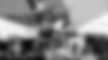 Practice-Points--Another-Big-Day-For-Veteran-TE-hero