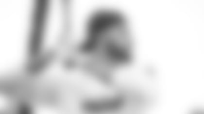 Spagnola-Dak-Knows-No-Land-Of-Good-Enough-hero