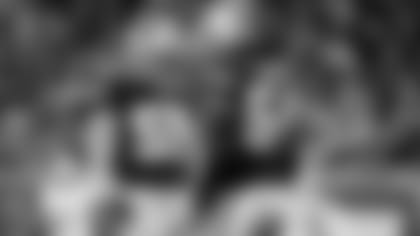 Mailbag-Switching-To-3-4-Blake-Bell-As-A-QB-hero