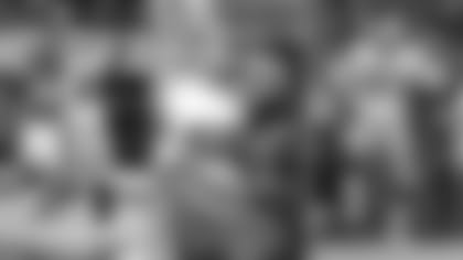 Cowboys-Eagles-Full-Of-Historic-Milestones-hero