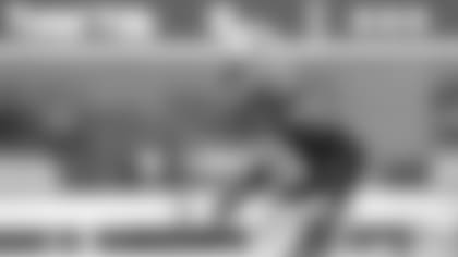 Brandon-Carr,-LB,-OT-Signed-To-Roster;-3-To-IR-hero