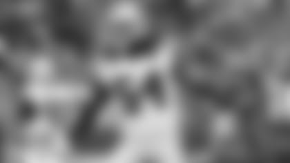 More-Proof-That-Jaylon-Smith-Is-Indeed-Back-hero