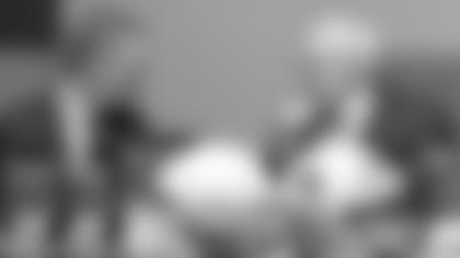 Spagnola-Wisely-Putting-The-Team-Together-Again-hero