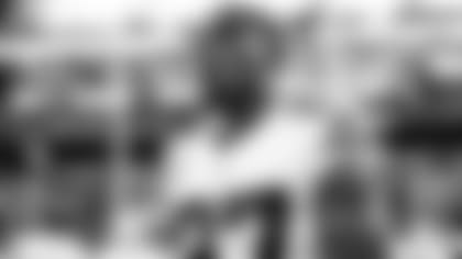 Cowboys-Retain-Key-Starter-Jayron-Kearse-hero1