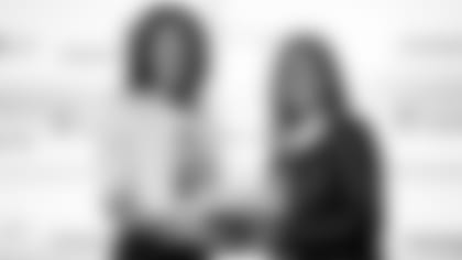 Hometown-Huddle-Celebrating-NFLs-100th-Season-hero