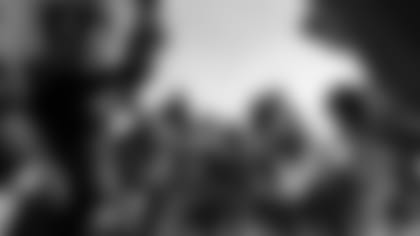 Mailbag-Investing-In-The-Defensive-Line-hero