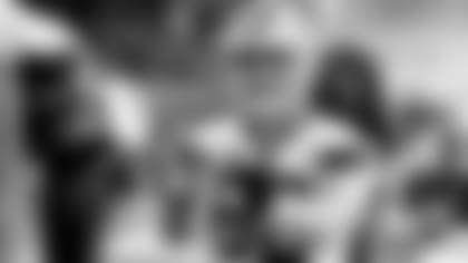 Connor-Williams-Offseason-Is-Worth-The-Weight-center