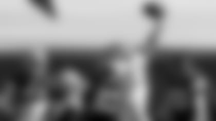 Gallups-First-Game-In-Hawaii-Went-Pretty-Good-hero