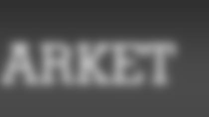 18-free-agent-series-banner-thursday.jpg