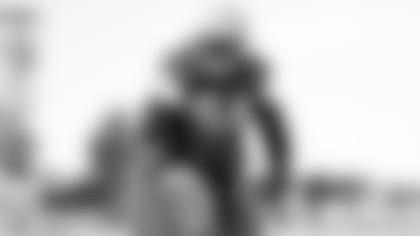 Jaylon-Smith-Defense-Striving-For-Perfection-hero