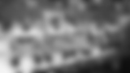 ap986976977035.jpg