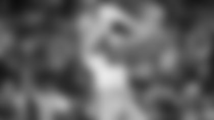 Vander-Esch-Reflects-On-His-Rookie-Season-hero