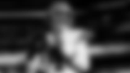 Jerry-Feels-“Very-Good”-About-Dak’s-Chances-hero