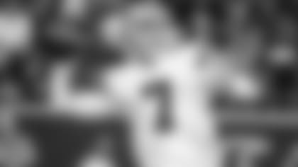 CowboysWire083018-center3