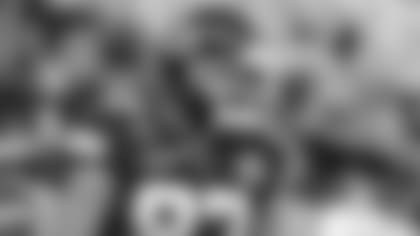 Mailbag-Equipped-To-Defend-Top-TEs-On-Schedule-hero