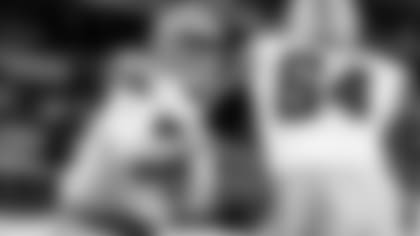 Updates-Anae,-Robinson-Inactive-vs.-Vikings-hero