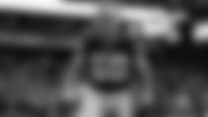 This-Is-Why-Sean-Lee-Came-Back-For-10th-Season-hero