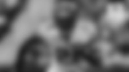 CowBuzz-HaHa's-Hilarious-Escape-From-Two-Bears-HERO