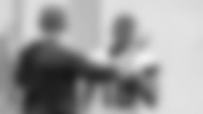 Mailbag-Receiver-Help-New-Scouting-Avenue-hero