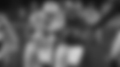 Mailbag-Running-Back-Depth-Future-At-DE-hero