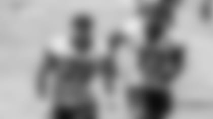 Mailbag--Tyler-Smith-Or-Steele-Now-At-Guard-hero