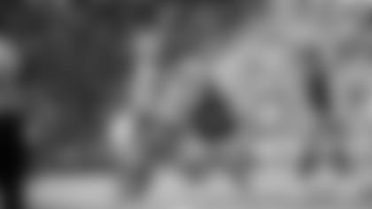 Scouts-Notebook-Taco-Makes-Plays-Star-LB-hero