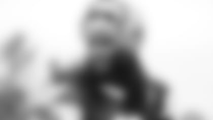 Jaylon-Smith--Jordan,-Lebron-Were-Criticized,-Too-hero