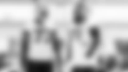 Tyler-Smith-Embracing-Advice-From-Jason-Peters-hero