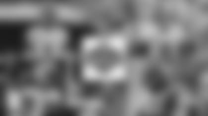 Staff-Writers-Pick-CB,-Edge-Rusher-in-Final-Mock-hero