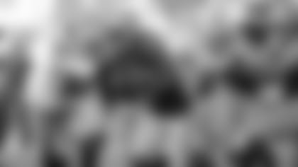 Mick-Shots-Running-Around-Old-School-Style-hero