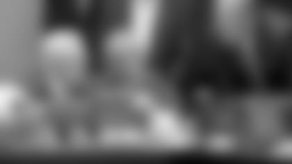 Mailbag-Stand-Pat-Or-Trade-Back-hero