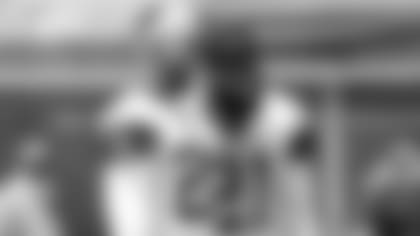 Mailbag--Using-Two-Veteran-RBs-the-Right-Answer-hero