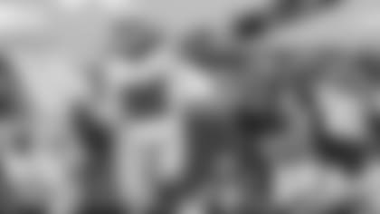 Big-Facts-Lamb-Seeking-First-Catch-vs-Washington-hero