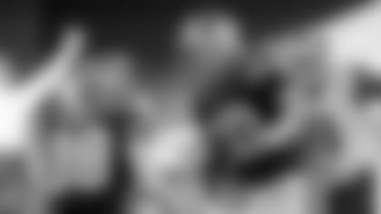 Lee-Has-Career-Effort-When-Cowboys-Need-It-Most-hero