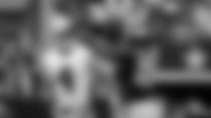 Writers-Blocks-A-Few-Giant-Talking-Points-hero