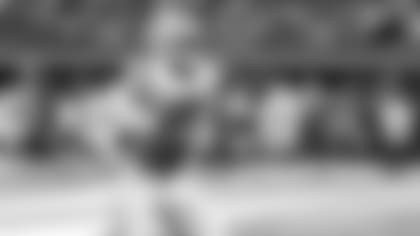 Dont-Forget-These-5-Nothing-For-Zeke-Ricos-Play-hero