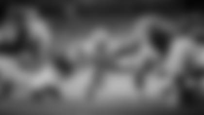 Zeke-Elliott-Cowboys-Just-Getting-Started-hero