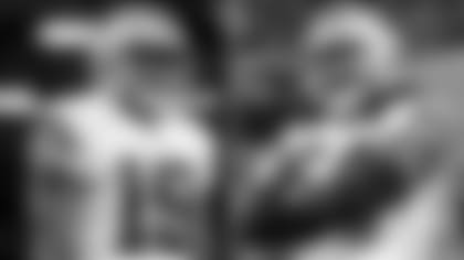 Amari-Cooper-Jaylon-Smith-Named-To-Pro-Bowl-hero