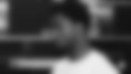 12_20_Trayvon Mullen Jr. Locker Room