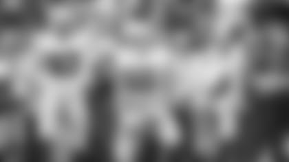 CowboysWireWeek3-center2