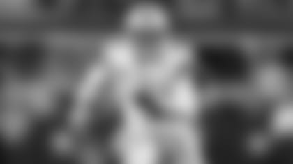 Mailbag-Finding-A-Comparison-To-Dak-Prescott-hero