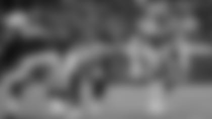 5-Bucks-Keep-Feeding-Zeke,-Time-To-Blitz-&-More-hero