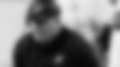 240x320_KellyKC.jpg