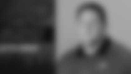 Coaches-Headers-Gray.jpg