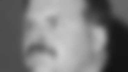 thumb_reid_071031.jpg