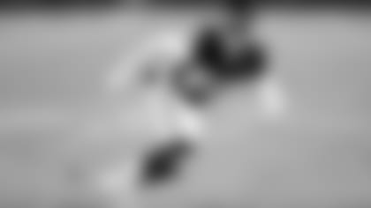 Cornerback Jimmy Moreland