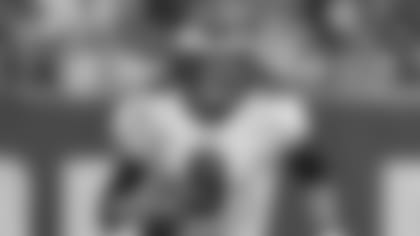 240_nick_foles_100713.jpg